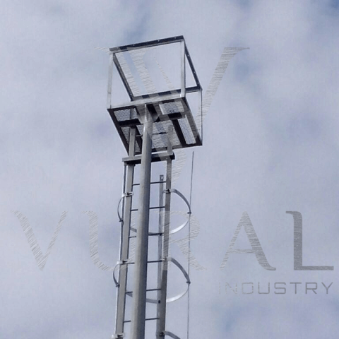 Koruma Merdivenli Projektör Direği